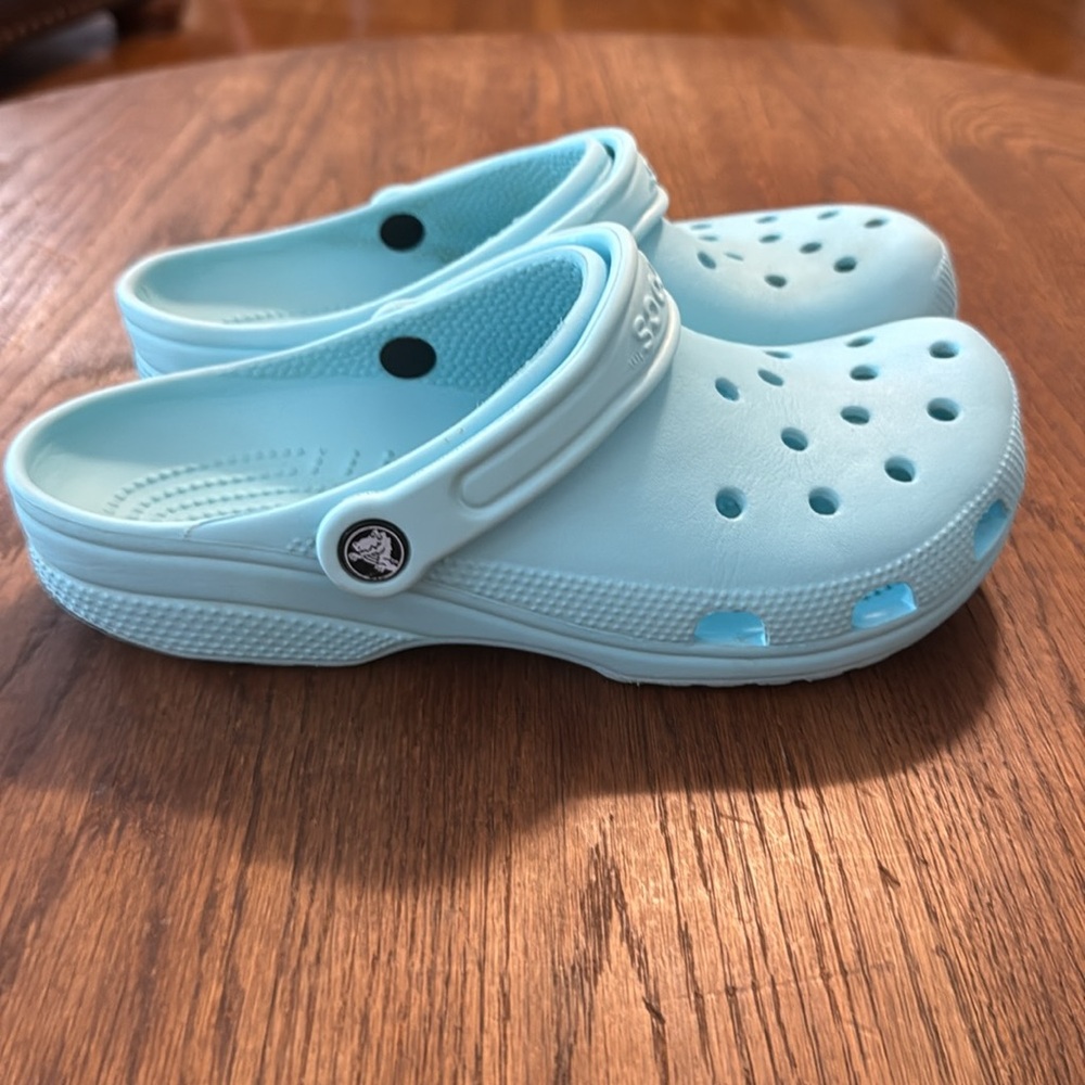 CROCS Blue Mules & Clogs with Roomy Toe Box women’s 9 - Picture 5 of 8